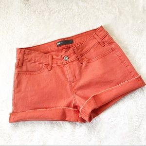 🌹Levi’s Orange Cut Off Denim Shorts